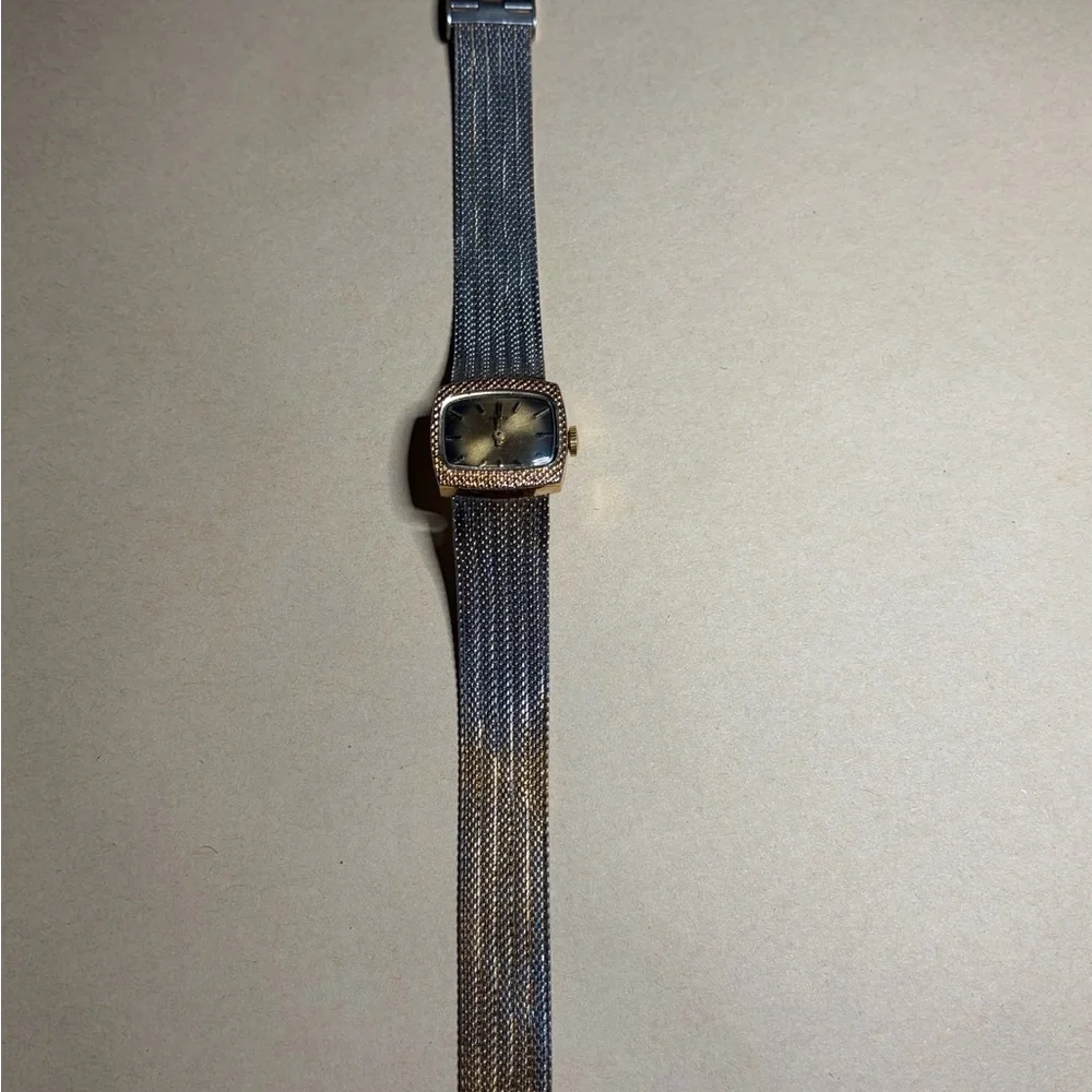 Vintage 1960's Timex Two-Toned Mesh Watch